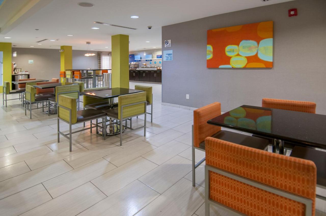 Holiday Inn Express & Suites Jackson Downtown - Coliseum By Ihg Kültér fotó